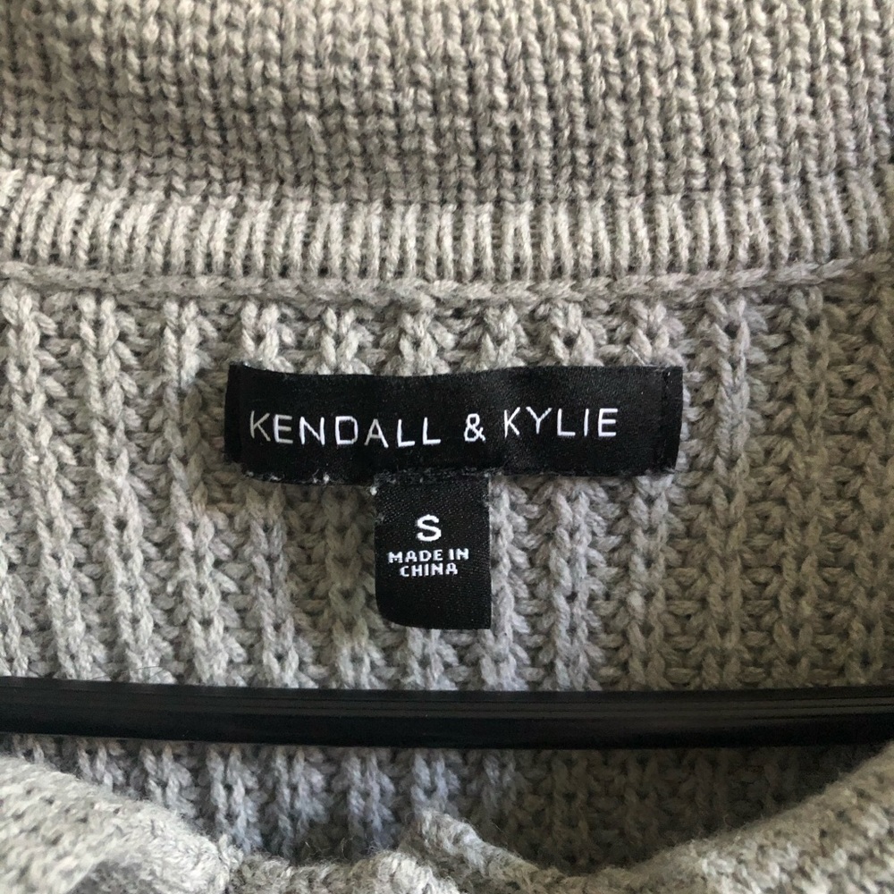 Sweater - Picture 2 of 3
